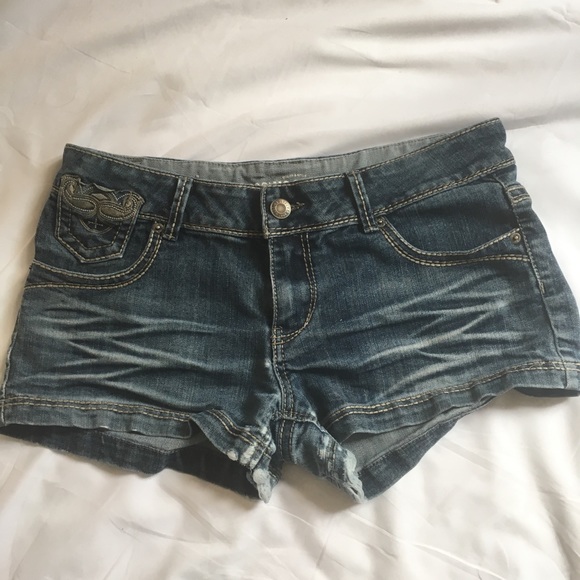 Mossimo Supply Co. Pants - Mossimo Supply Company. Distressed shorts